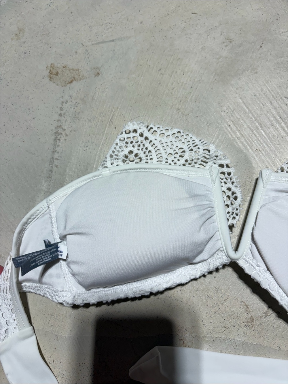 Aerie White Crochet Bandeau strapless Bikini Top XS - Picture 7 of 8